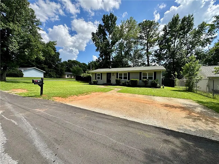 7 Sherwood Loop — Photo 45