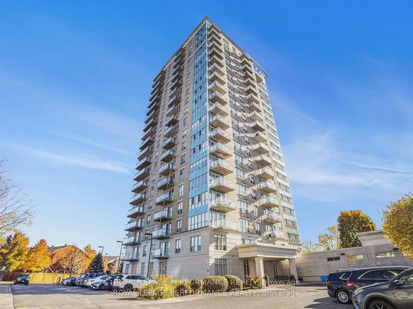 90 Landry St #1204, Ottawa, ON K1L 0A9
