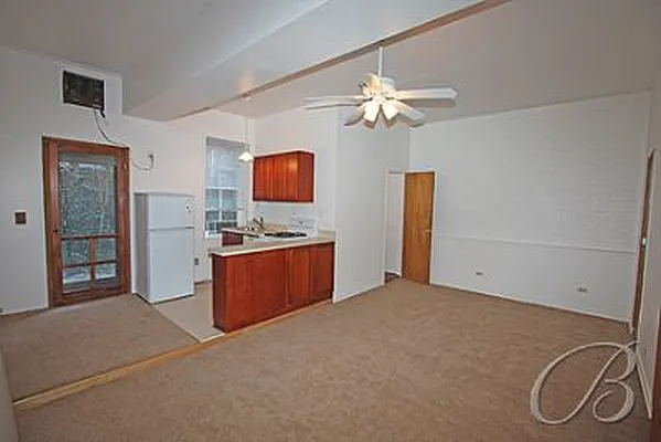 Rented by Bellmarc Realty | media 2