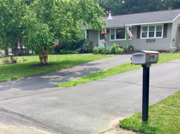 2013 Piney Point Road, Troy, NY 12180