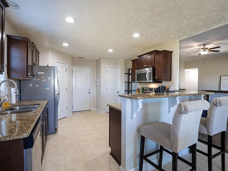 478 Shepherd Trl — Photo 16