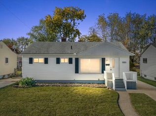 26291 Compson St, Roseville, MI 48066