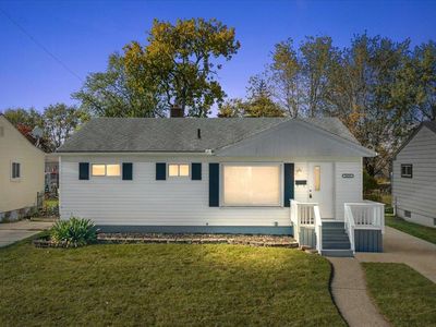 26291 Compson St, Roseville, MI, 48066