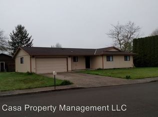 1750 SW Tamarack St, McMinnville, OR 97128