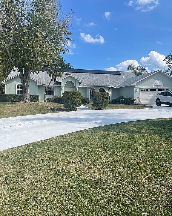 1st image of 2101 SE Herron Ave