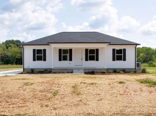 770 Windsor Ave, Lawrenceburg, TN 38464