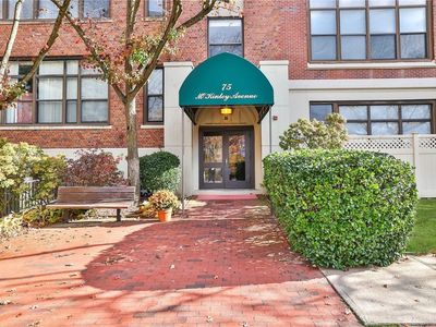 75 MCKINLEY Avenue #B209, White Plains, NY, 10606