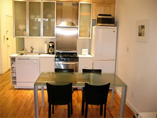 Rented by Maison International | media 61