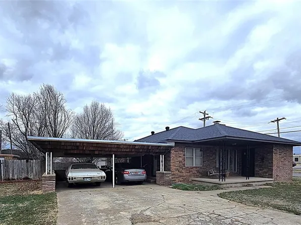 419 N Harmon Ave, Watonga, OK 73772