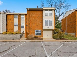 1939 Hunting Lake Ct #1939, Saint Louis, MO 63122