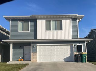 1030 27th Ave W, West Fargo, ND