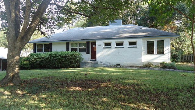 1st image of 2415 Brentwood Pl
