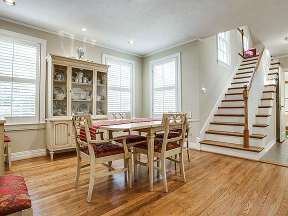 5th image of 1302 Canterbury Ct