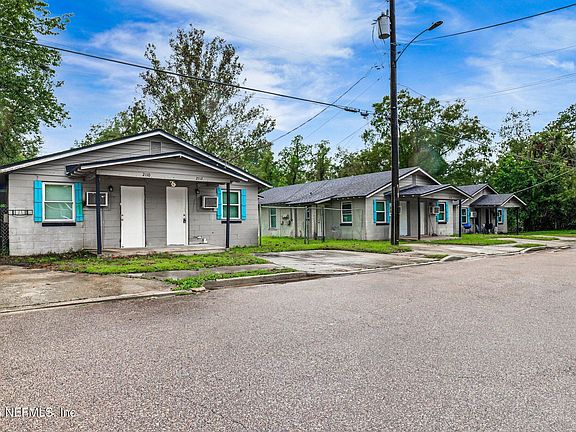 2nd image of 2118 BROOKLYN Road