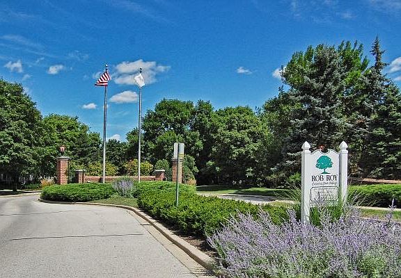 3rd image of 313 Country Club Dr