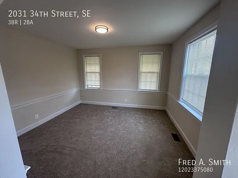 2031 34th St SE — Photo 5