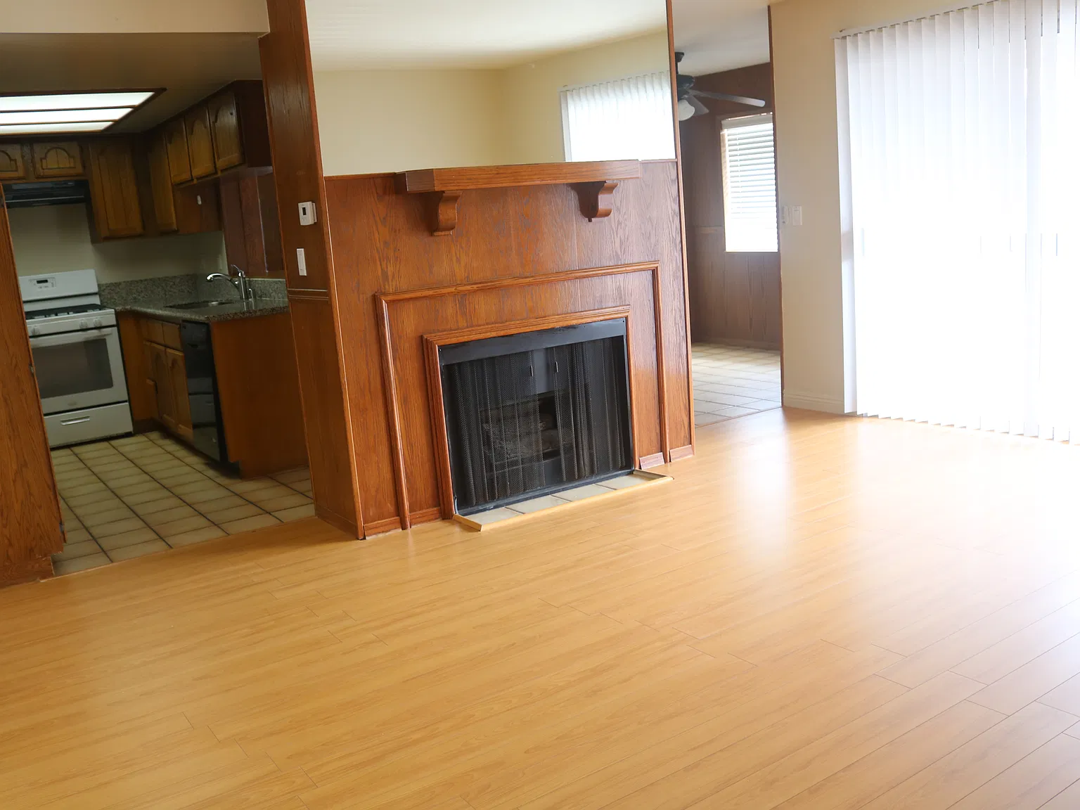 2 bed, 920 sqft, $2,495 — Photo 3