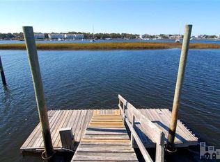 1105 Canal Dr, Carolina Beach, NC 28428