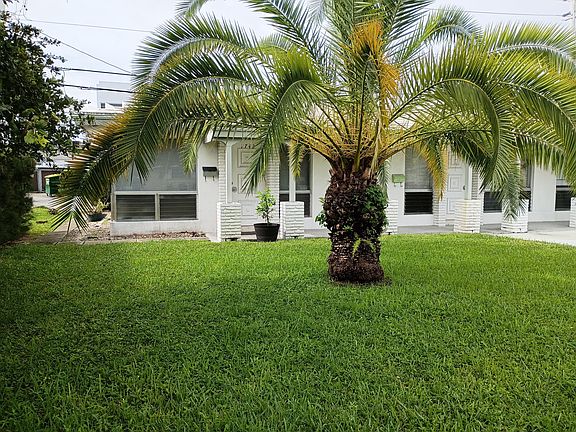 2nd image of 2724 NE 32nd St #6