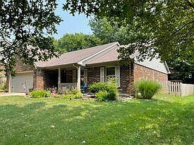 2nd image of 3816 Bingham Dr