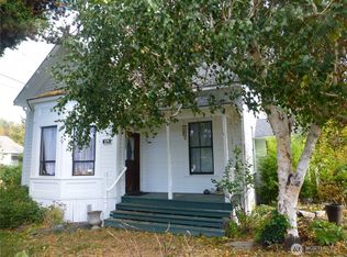 114 N 2nd St, La Conner, WA 98257