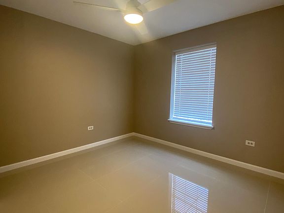 5th image of 721 W Dallas Ave #7
