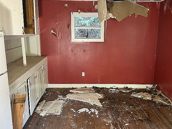 11th image of 26 Cold Spring Rd