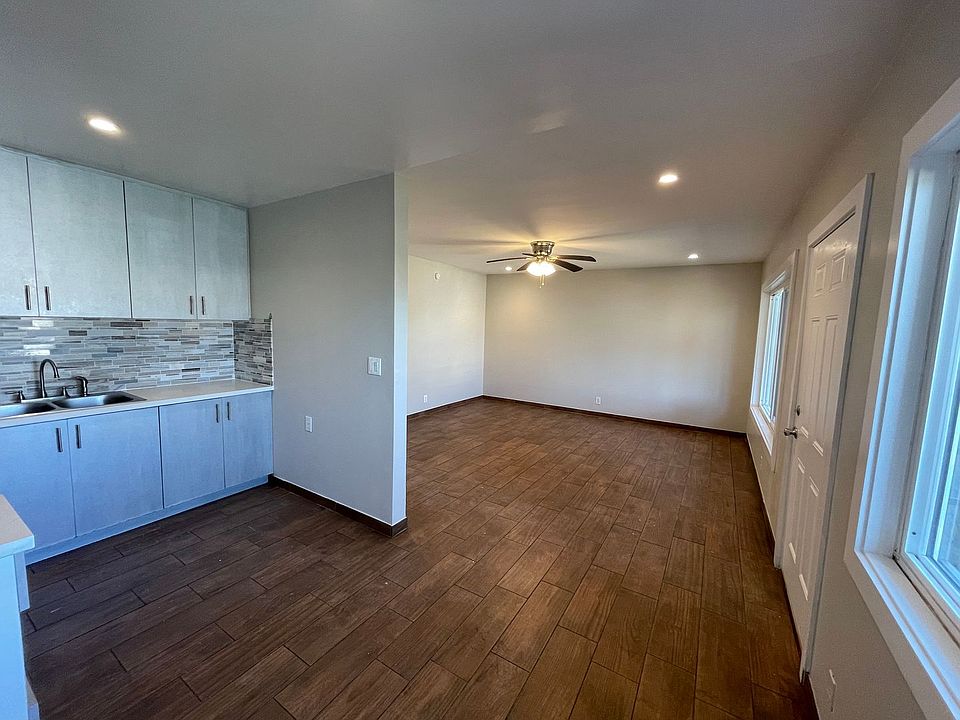 1st image of 947 N Wilmington Blvd #3