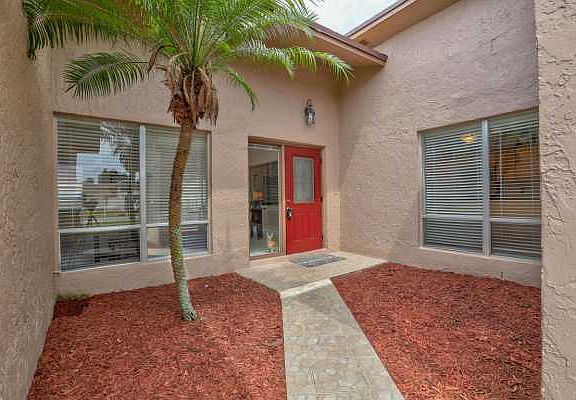Home For Sale In The Villages Of Hillsboro