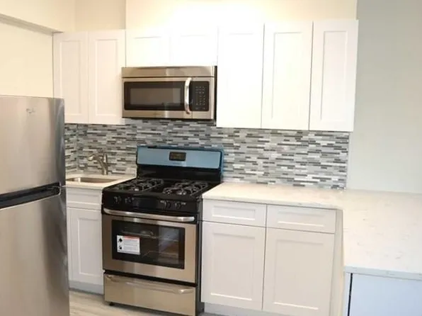 2200 Center Ave APT A7, Fort Lee, NJ 07024
