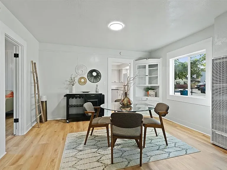 3281 Myers St — Photo 11