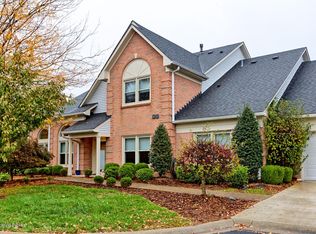 2904 Hunters Branch Dr, Louisville, KY 40241