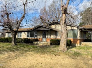 3003 Monica Lynn Dr, Louisville, KY 40216