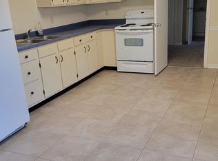 27 Petersville Rd, Brunswick, MD 21716