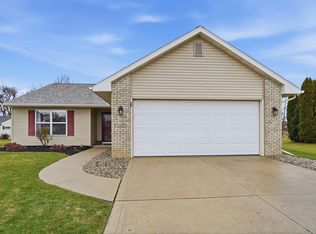 12625 Stoneboro Ct, Fort Wayne, IN 46845