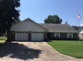 2235 Wiggle Worm Rd, Conway, AR 72032