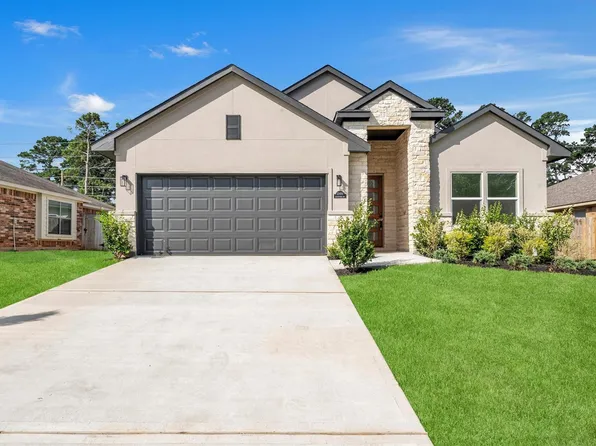 13405 Raintree Dr, Montgomery, TX 77356