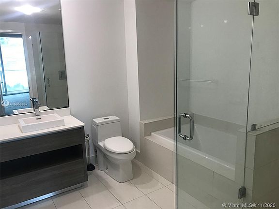 5th image of 1100 S Miami Ave APT 609