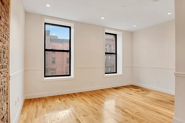 Rented by Bold New York | media 17