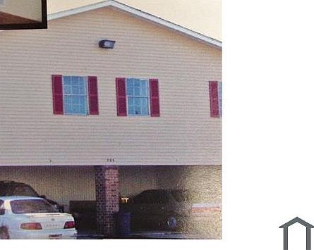 3rd image of 908 W Monterey Ct APT D
