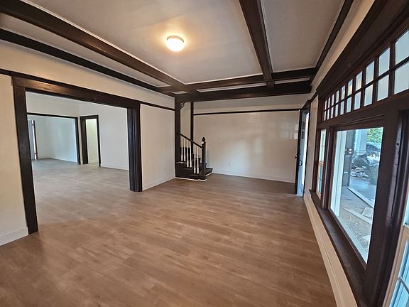 3rd image of 201 W 46th St #203