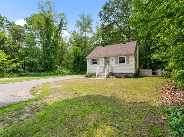 188 West Main Street, East Lyme, CT 06357