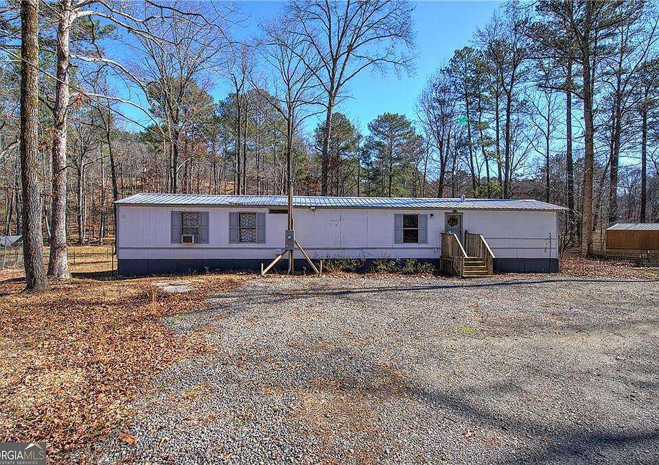 1st image of 676 Flowery Branch Rd