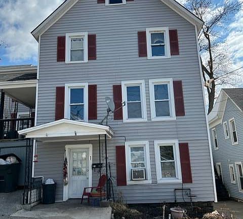 5th image of 151 Loomis St