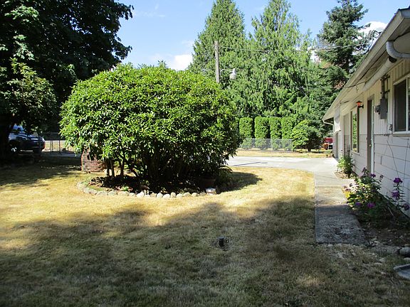 5th image of 30624 3rd Ave