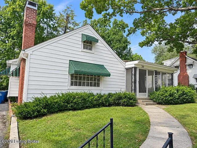 210 Linney Ave