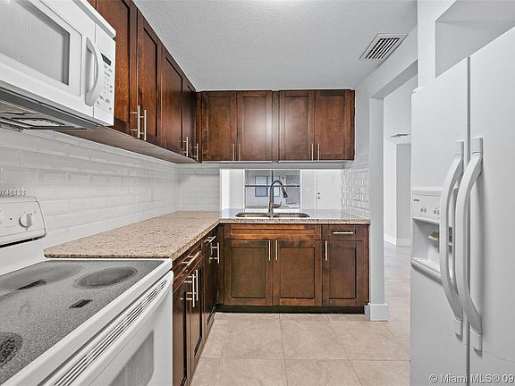 3rd image of 15350 SW 72nd St #24-14