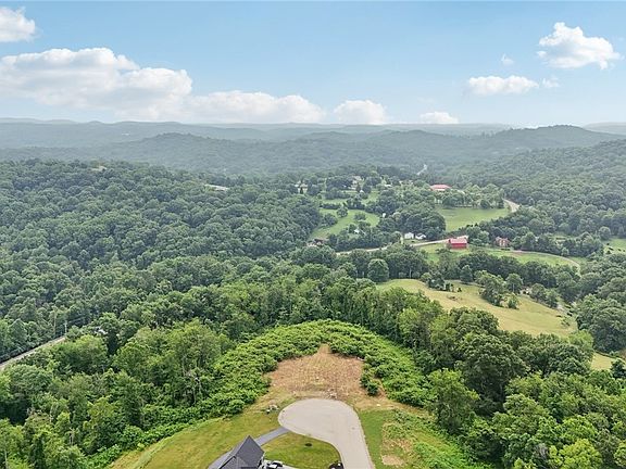 5th image of 5 Acres Ct