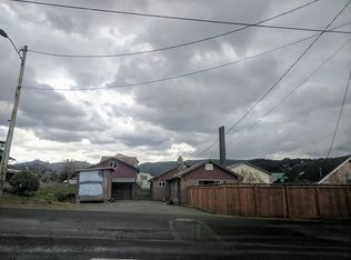 208 2nd St, Garibaldi, OR 97118