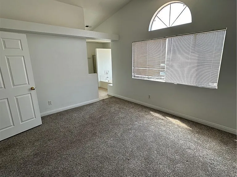 39925 Falcon Way — Photo 8